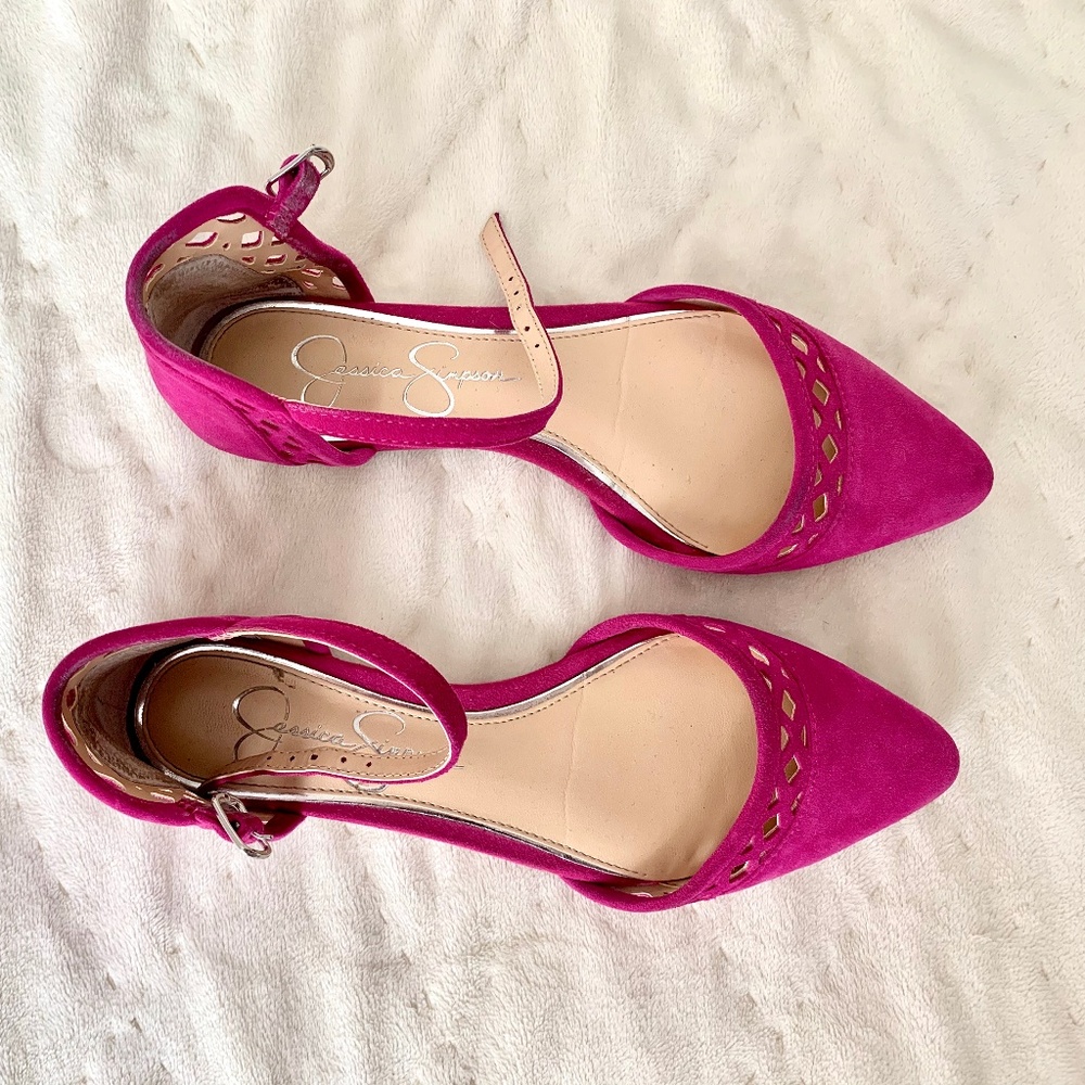 Jessica Simpson Zuka Pointed Toe Flats | Size 5.5